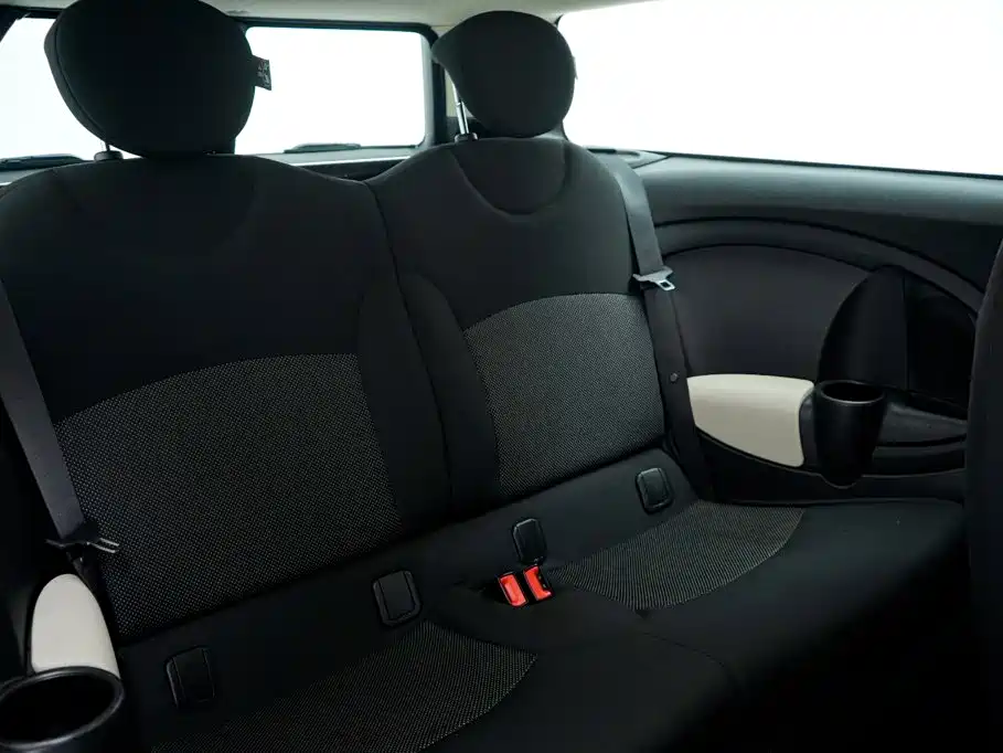 MINI CLUBMAN 2011 1.6L ONE купить на сайте DeffCars