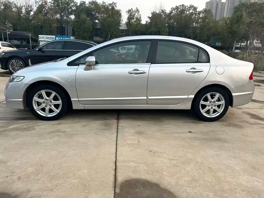 Civic 2009 1.8L automatic comfort version купить на сайте DeffCars