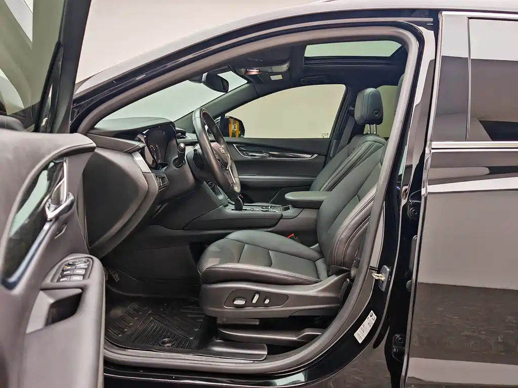 Cadillac XT5 2020 facelift 28T luxury model купить на сайте DeffCars