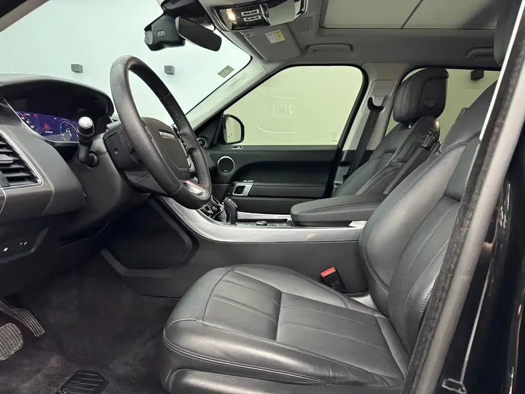 Range Rover Sport New Energy 2021 P400e SE купить на сайте DeffCars