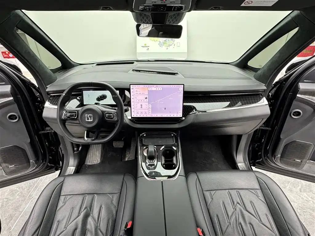 Jikrypton 009 2024 seven-seat aisle version four-wheel drive 108kWh купить на сайте DeffCars