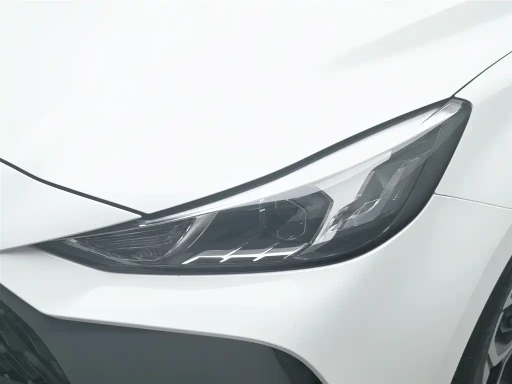 MG5 2023 180DVVT CVT Fashion Edition купить на сайте DeffCars