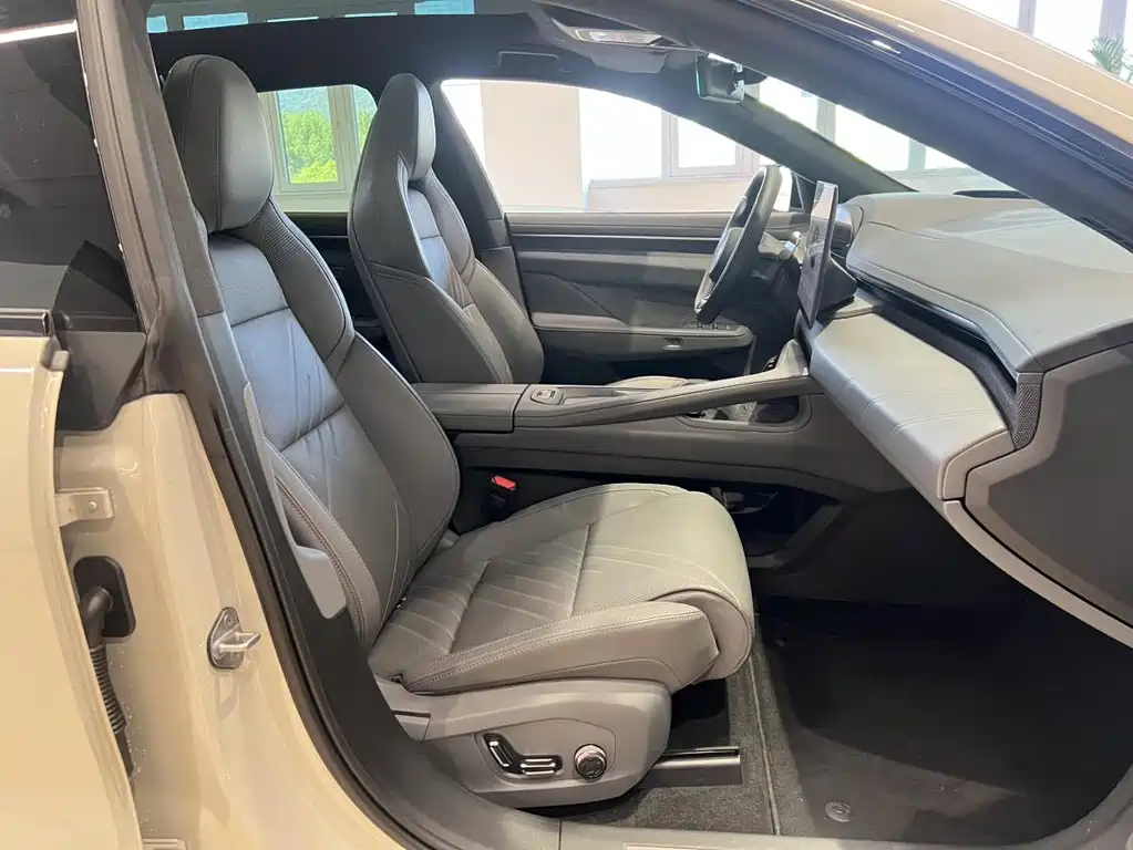 Jikrypton 001 2025 YOU version 100kWh four-wheel drive купить на сайте DeffCars