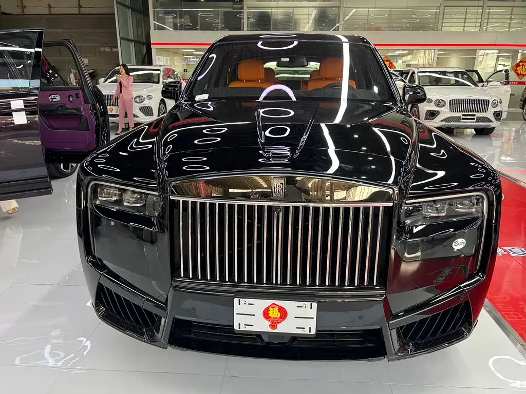 Cullinan 2024 Black Badge купить на сайте DeffCars