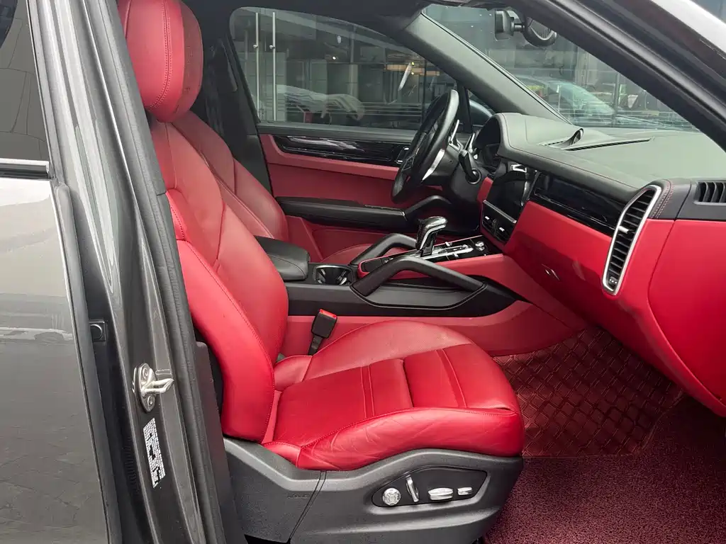 Cayenne 2019 3.0T купить на сайте DeffCars