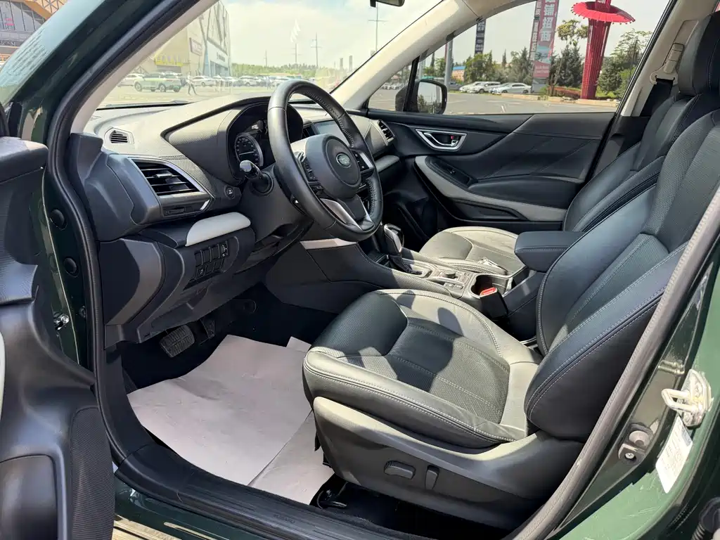 Forester 2022 2.0i AWD Deluxe Edition EyeSight купить на сайте DeffCars