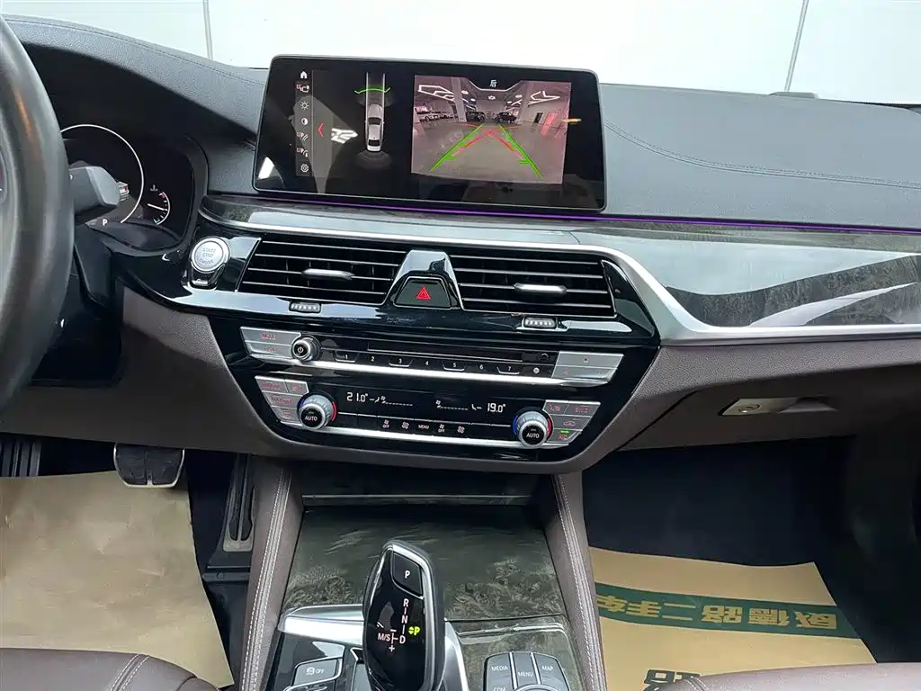 BMW 5 Series 2019 facelift 525Li M Sports Package купить на сайте DeffCars