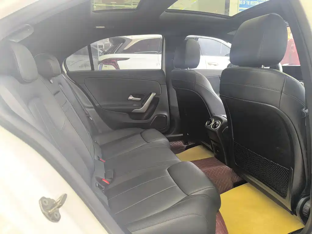 Mercedes-Benz A-Class 2021 A 200 L Sports Sedan Dynamic Type купить на сайте DeffCars