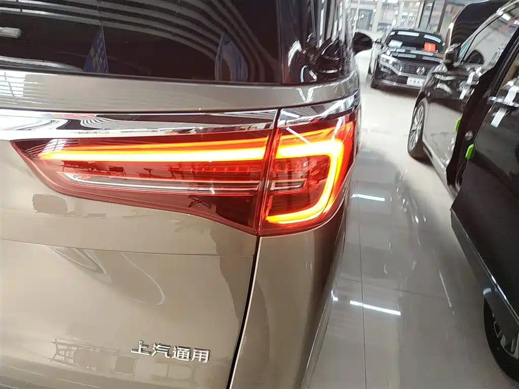 Buick GL8 2021 ES Lu Zun 653T Comfort Type купить на сайте DeffCars