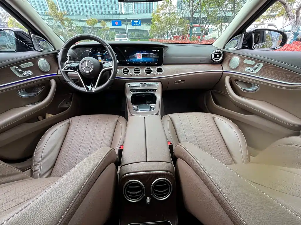 Mercedes-Benz E-Class 2023 E 300 L Luxury Model купить на сайте DeffCars