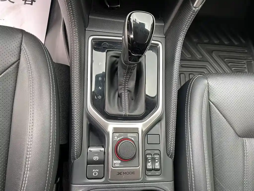 Forester 2022 2.0i AWD Deluxe Edition EyeSight купить на сайте DeffCars