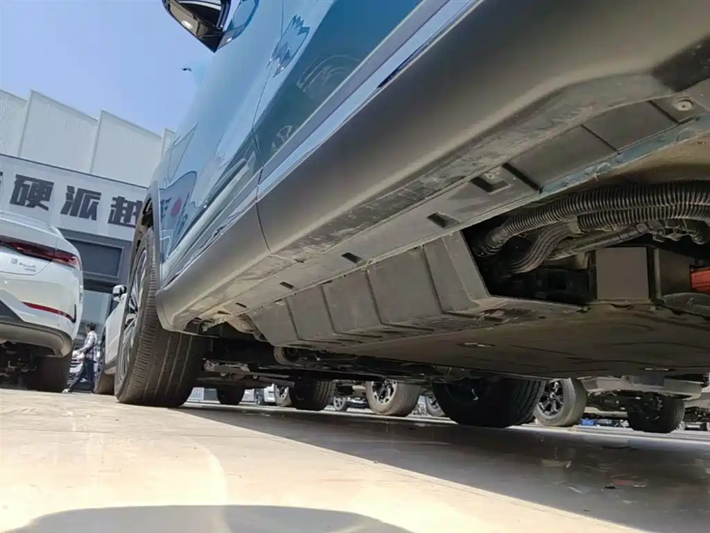 Tiggo 8 PLUS C-DM 2025 model 1.5T 116km premium type 5 seats купить на сайте DeffCars