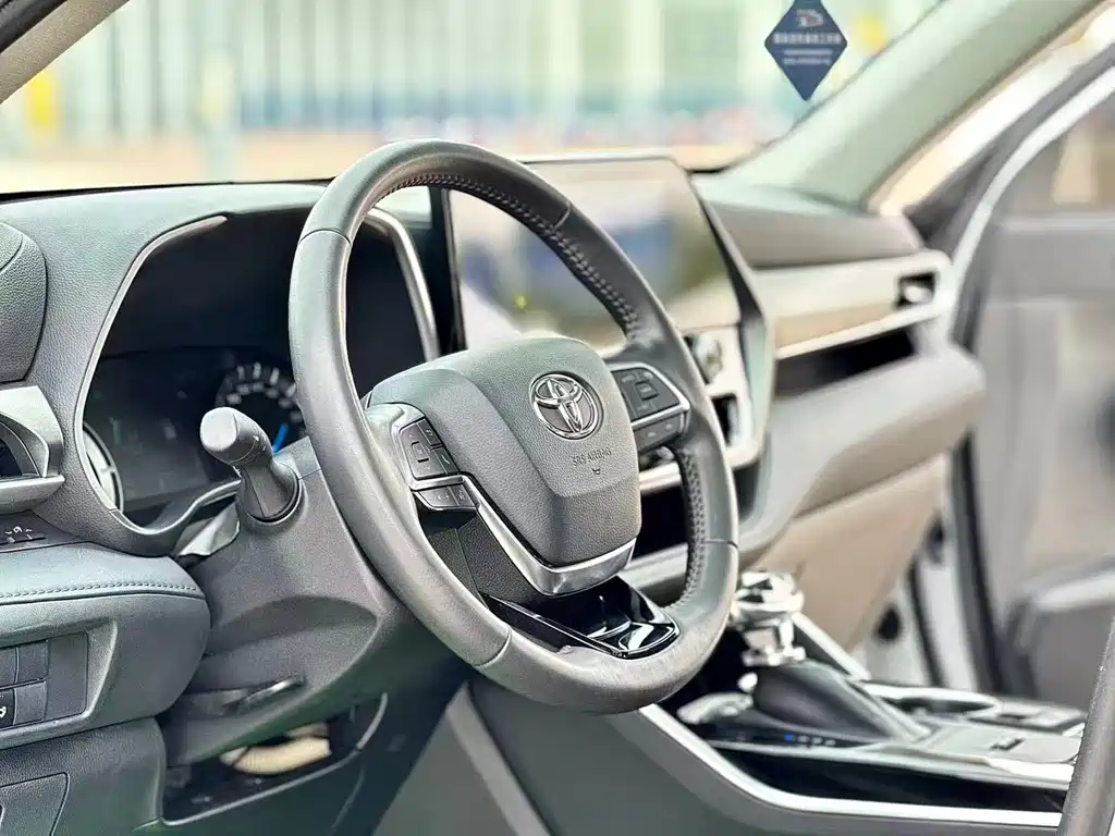 Highlander 2023 2.5L smart electric hybrid dual-engine four-wheel drive luxury version 7 seats купить на сайте DeffCars