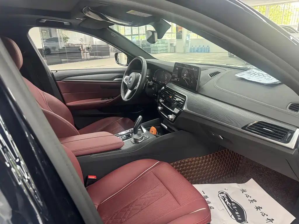 BMW 5 Series 2021 facelift 530Li xDrive M Sports Package купить на сайте DeffCars