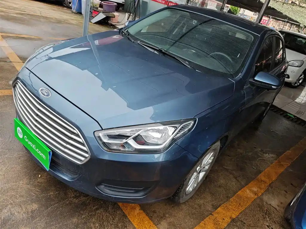 Escort 2019 facelift 1.5L manual quality model (tire pressure monitoring) National VI купить на сайте DeffCars