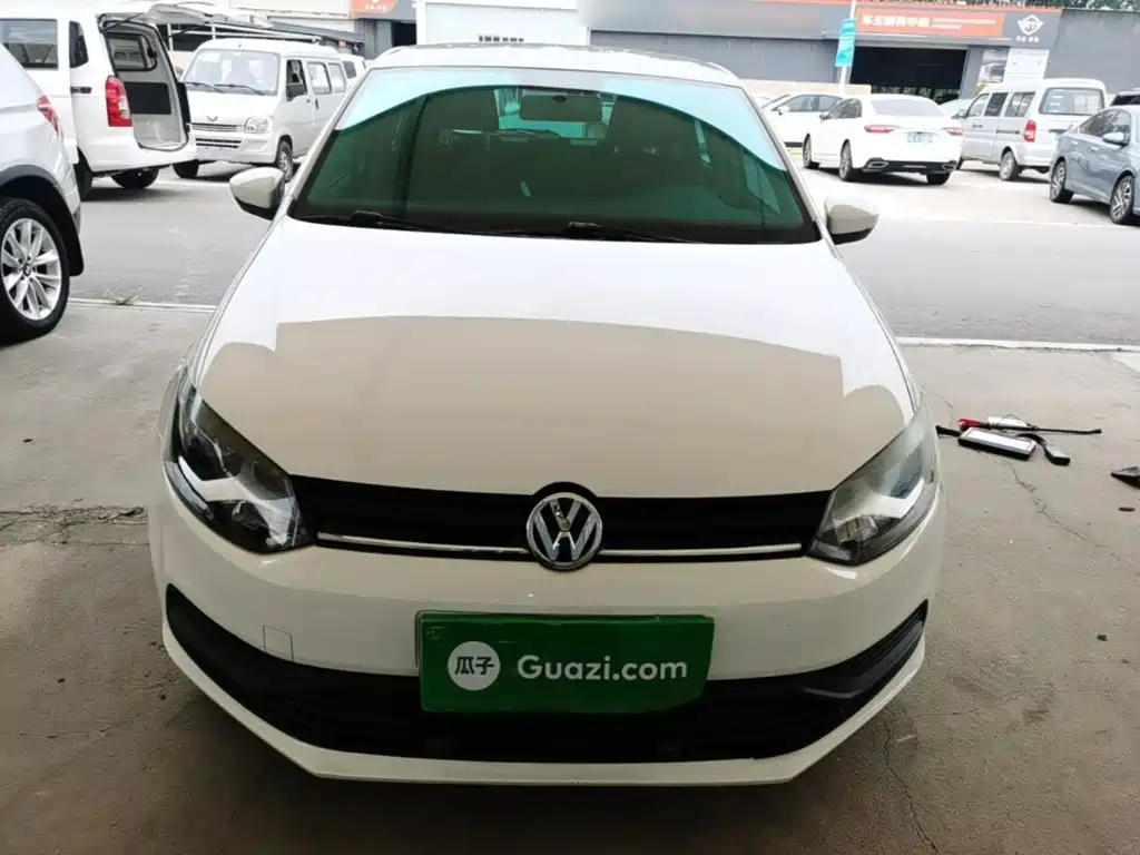 Polo 2016 1.4L manual fashion model купить на сайте DeffCars