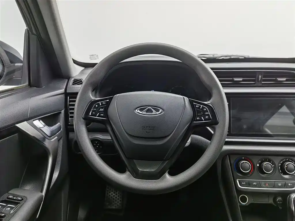 Tiggo 3 2016 1.6L Manual Fashion Edition купить на сайте DeffCars