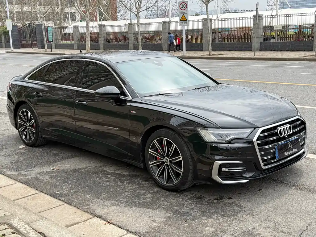 Audi A6L 2025 45 TFSI Premium Dynamic Model купить на сайте DeffCars