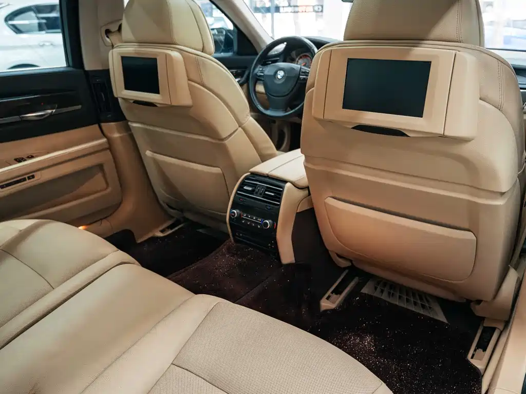 BMW 7 Series 2009 730Li luxury model купить на сайте DeffCars
