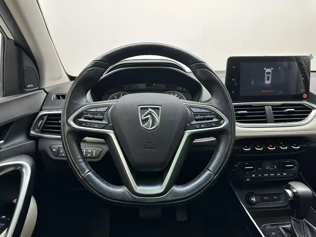 Baojun 530 2018 1.5T DCT flagship model National V купить на сайте DeffCars