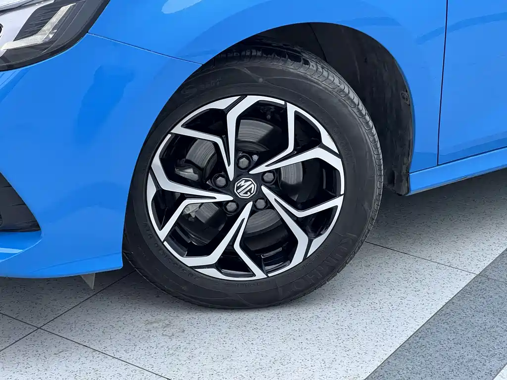 MG5 2022 180DVVT CVT Youth Deluxe Edition купить на сайте DeffCars