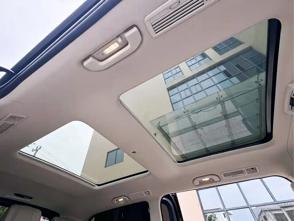 Mercedes-Benz V-Class 2020 V 260 Pilot Edition купить на сайте DeffCars