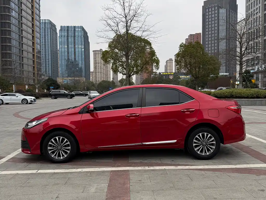 Corolla 2017 facelift 1.2T S-CVT GL-i купить на сайте DeffCars