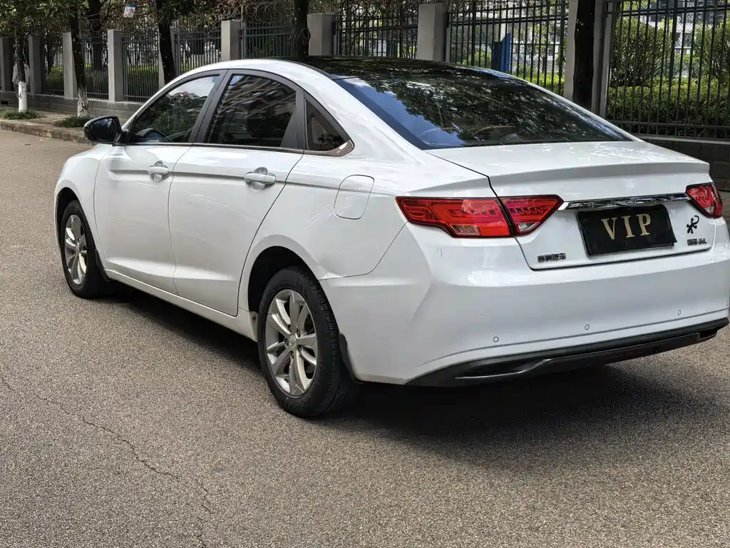 Emgrand GL 2020 1.5T DCT luxury model купить на сайте DeffCars
