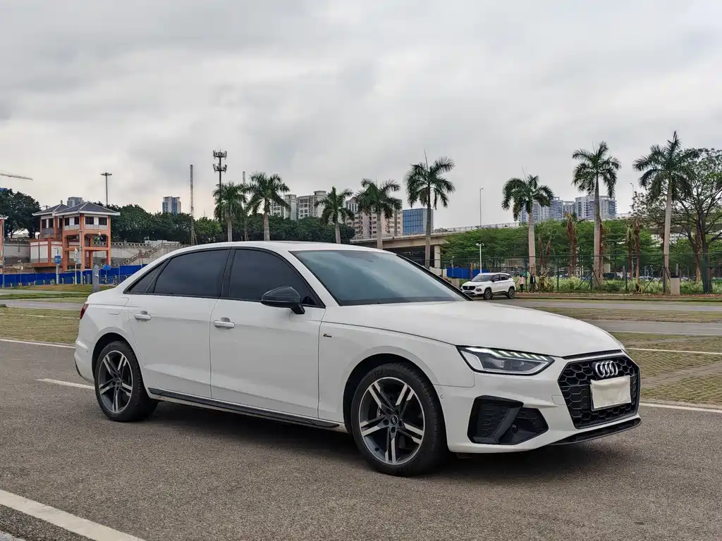 Audi A4L 2023 40 TFSI quattro luxury and dynamic model купить на сайте DeffCars