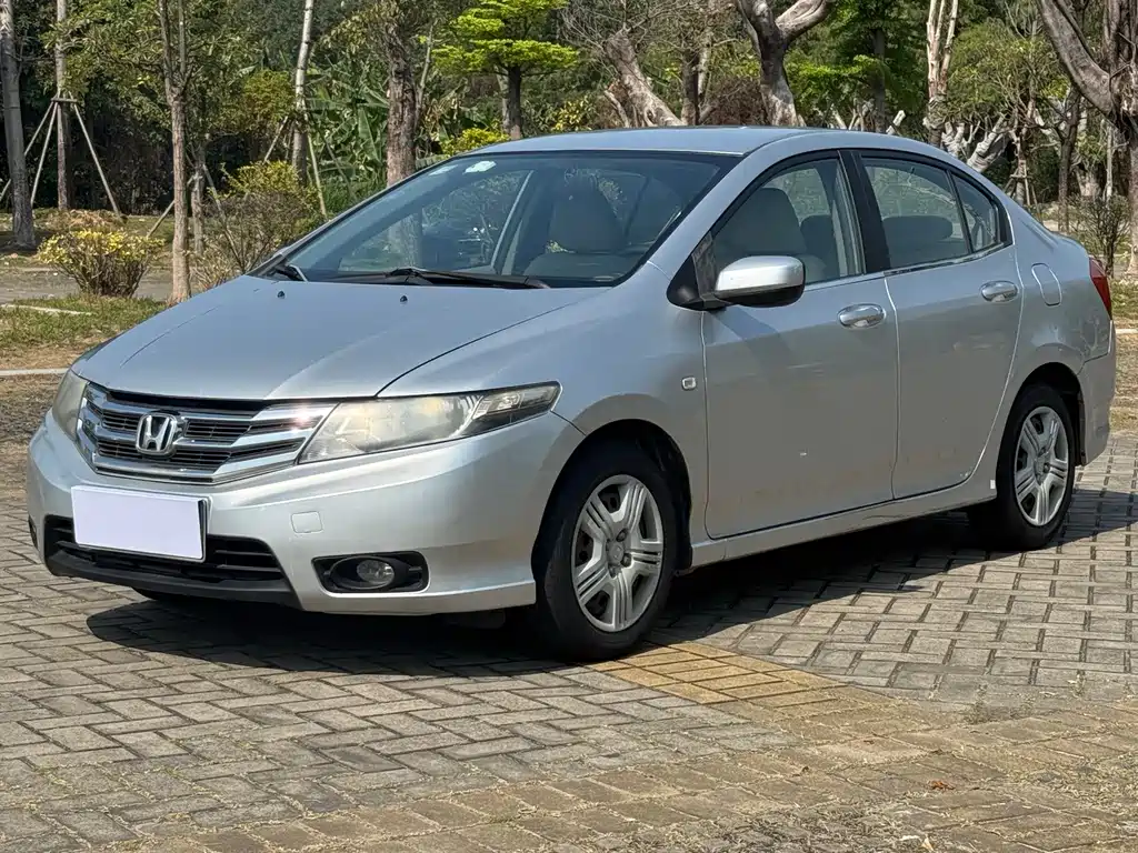 Fengfan Classic 2012 1.5L manual comfort version купить на сайте DeffCars