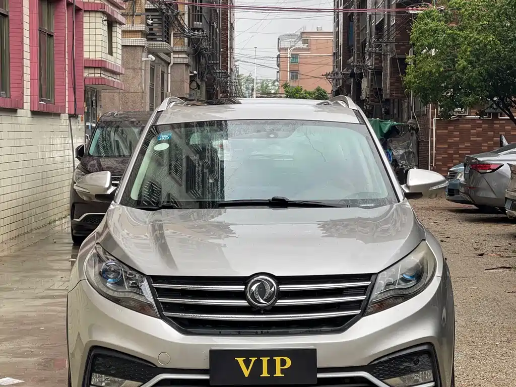Fengguang 580 2017 1.5T CVT comfort model купить на сайте DeffCars