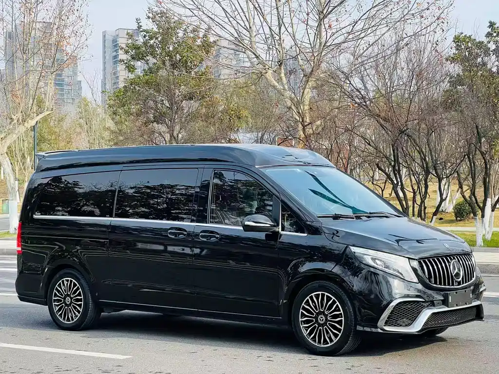 Mercedes-Benz V-Class 2018 V 260 L Premium Extended Edition National VI купить на сайте DeffCars