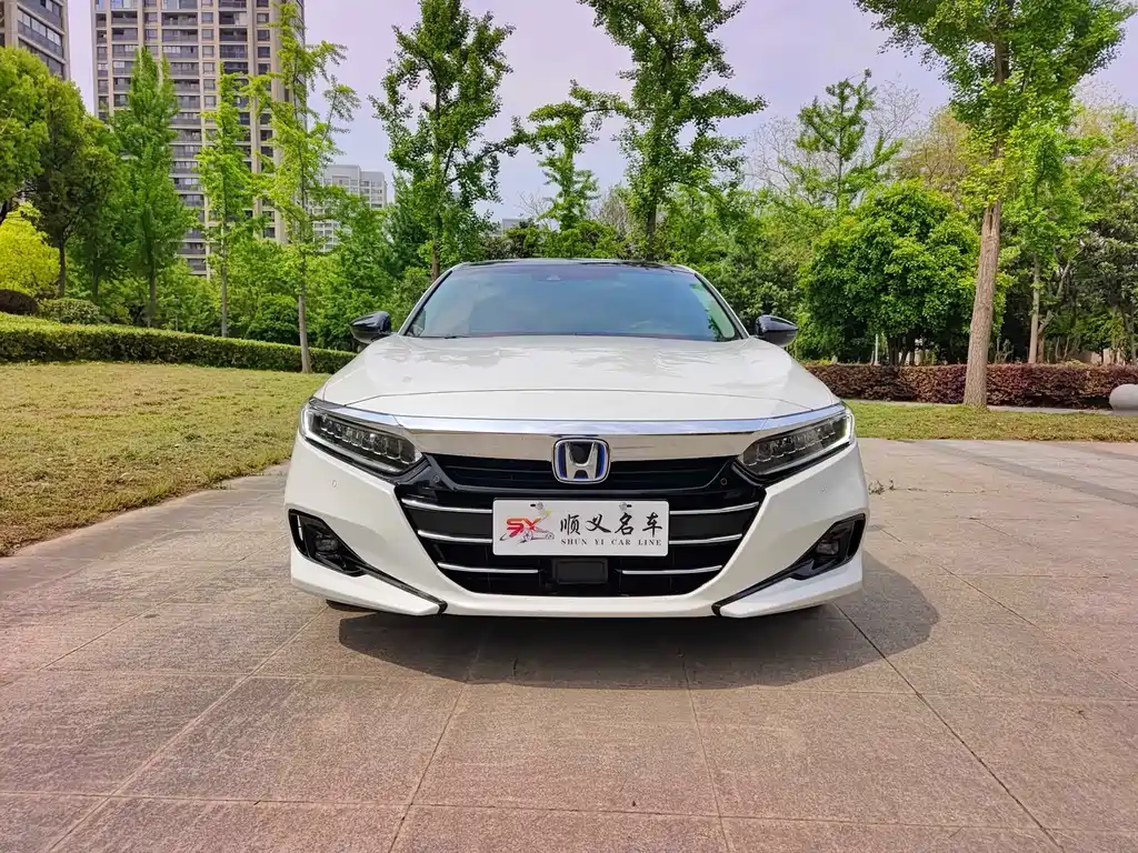 Accord 2022 Sharp Hybrid 2.0L Sharp Collar Edition купить на сайте DeffCars