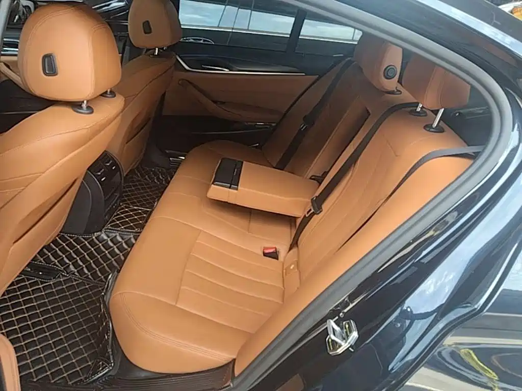 BMW 5 Series imported 2021 525i M sports package купить на сайте DeffCars