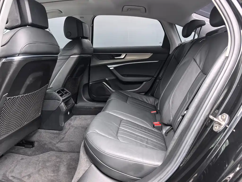 Audi A6L 2021 40 TFSI luxury and elegant model купить на сайте DeffCars