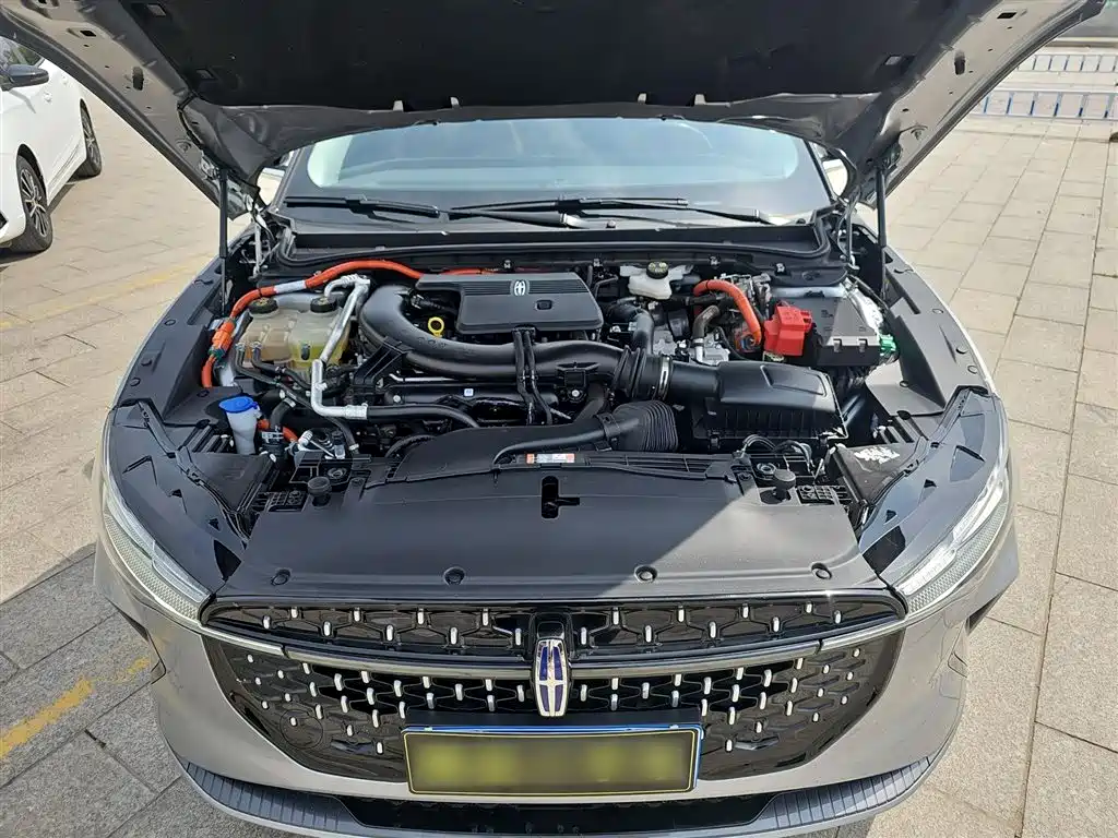 Lincoln Z 2024 2.0T two-wheel drive premium hybrid version купить на сайте DeffCars