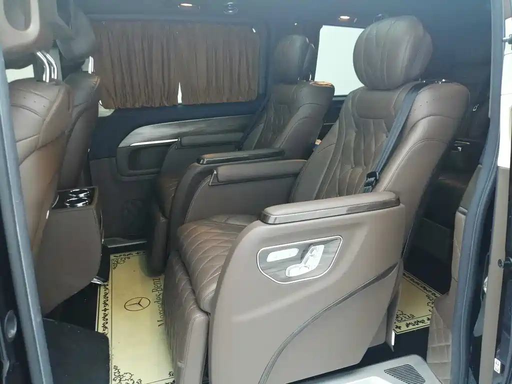 Mercedes-Benz V-Class 2020 V 260 L Long Wheelbase Luxury Edition купить на сайте DeffCars
