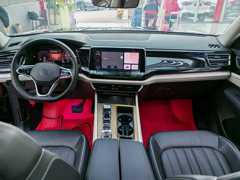 Touron 2022 380TSI four-wheel drive luxury version купить на сайте DeffCars