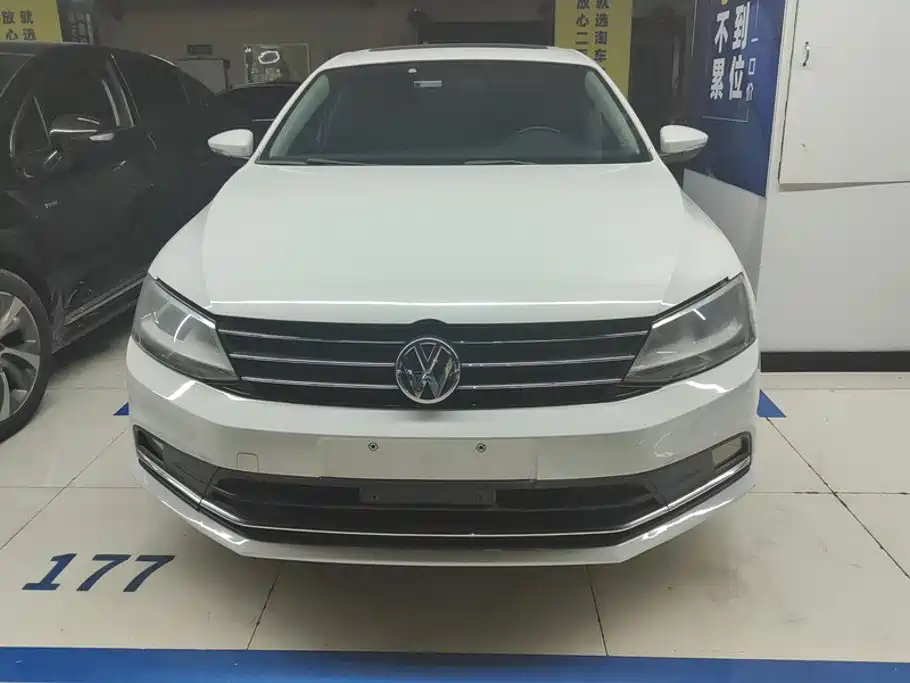 Sagitar 2015 230TSI automatic comfort model купить на сайте DeffCars