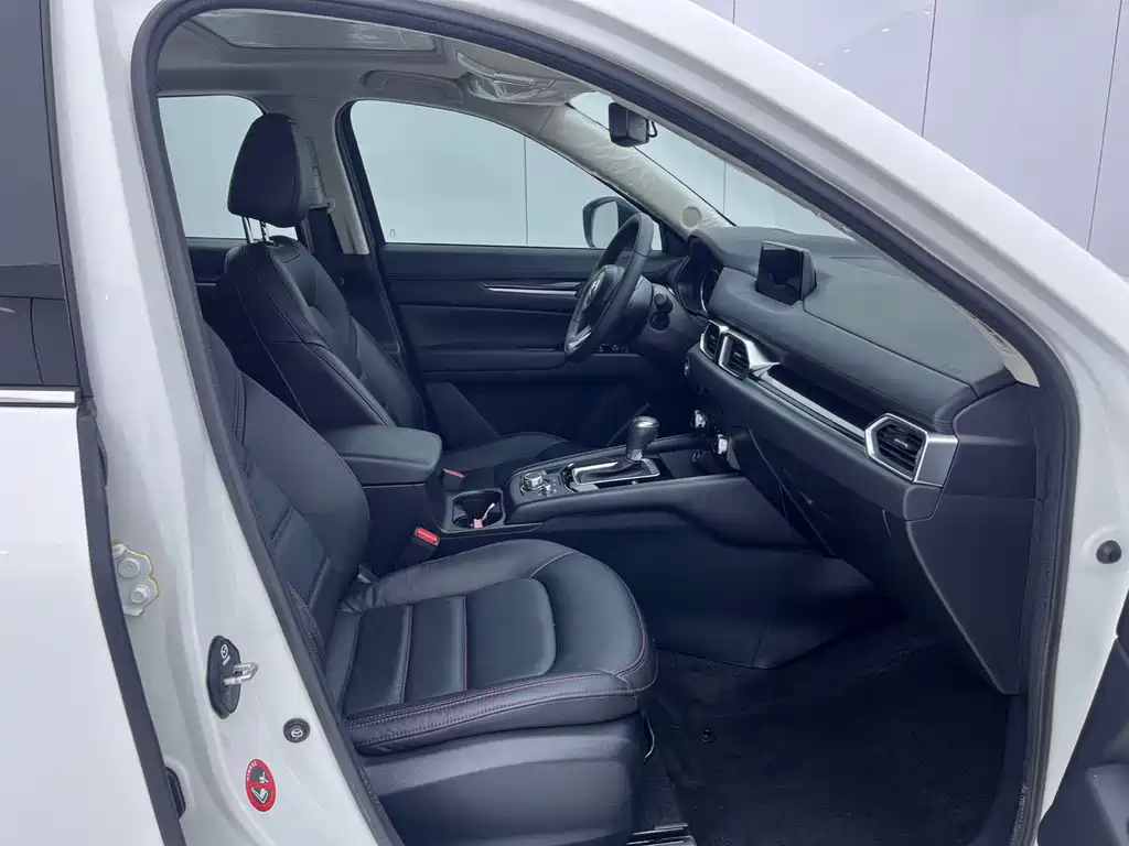 Mazda CX-5 2021 2.0L automatic two-wheel drive Black Knight купить на сайте DeffCars
