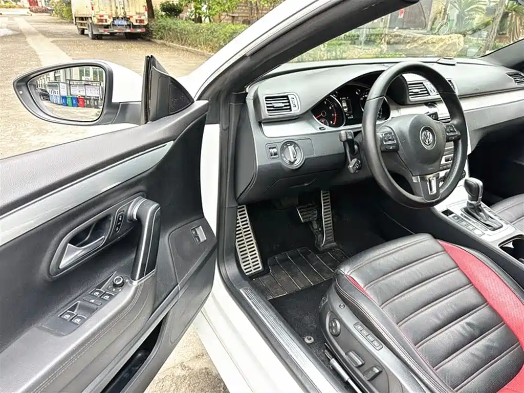 FAW-Volkswagen CC 2018 1.8TSI luxury model купить на сайте DeffCars