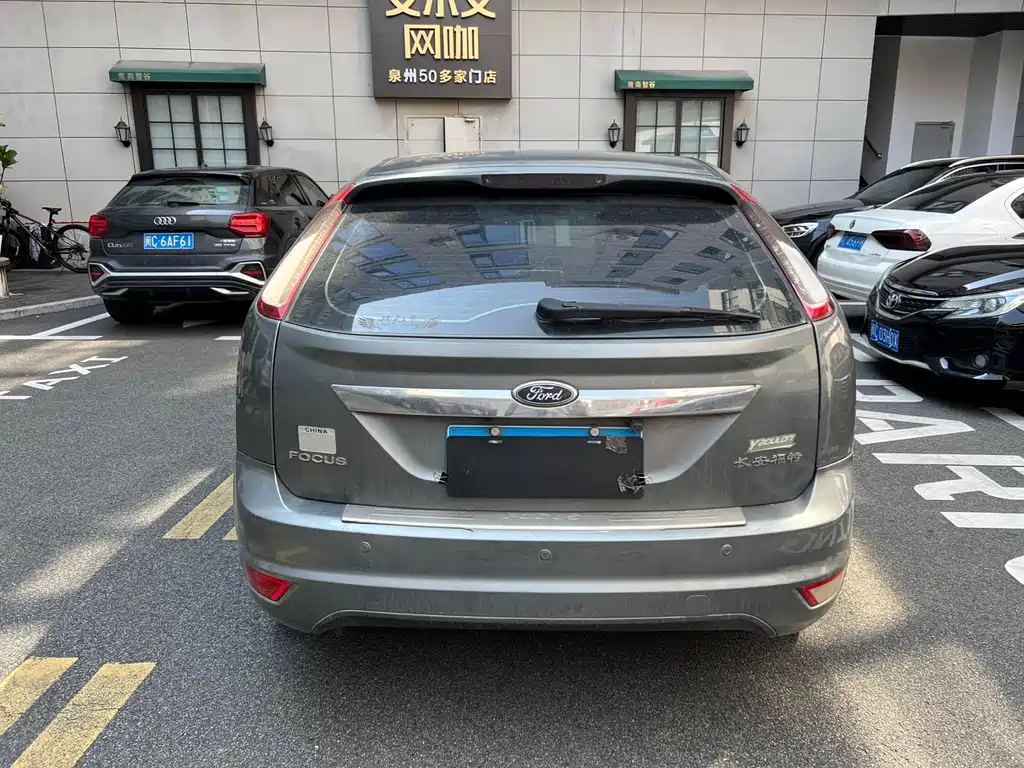 Focus 2009 hatchback 1.8L automatic fashion model купить на сайте DeffCars