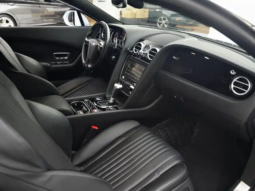 Continental 2017 4.0T GT V8 S Standard Edition купить на сайте DeffCars