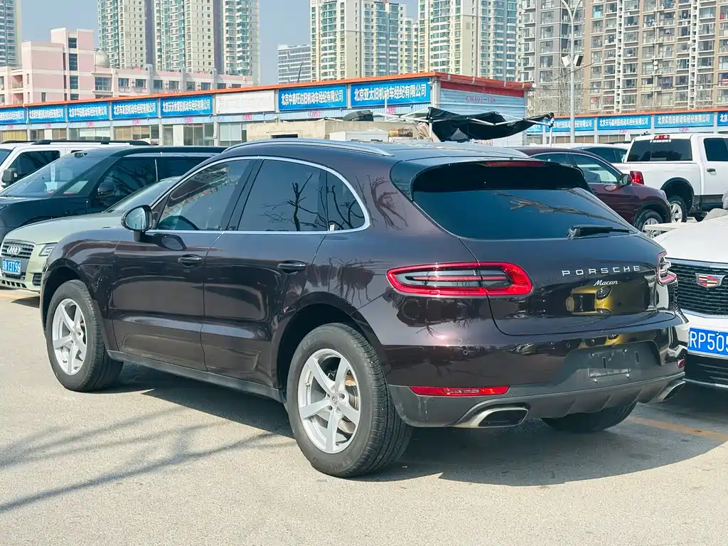 Macan 2017 Macan 2.0T купить на сайте DeffCars