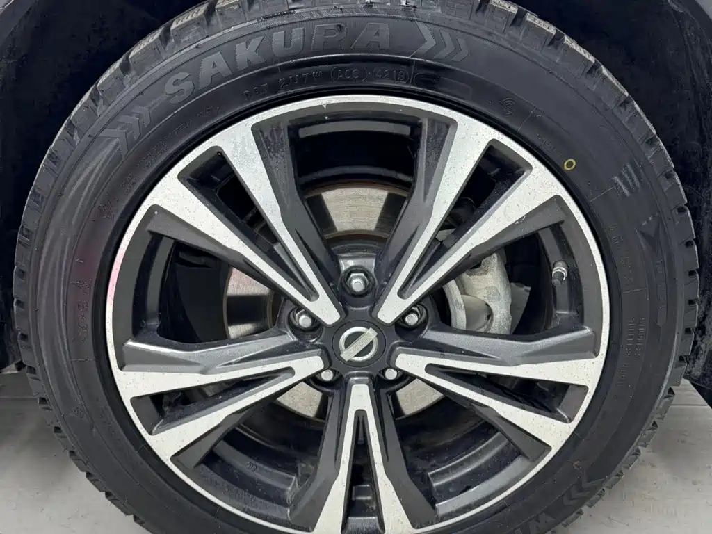 Qashqai 2021 2.0L CVT Deluxe Edition купить на сайте DeffCars