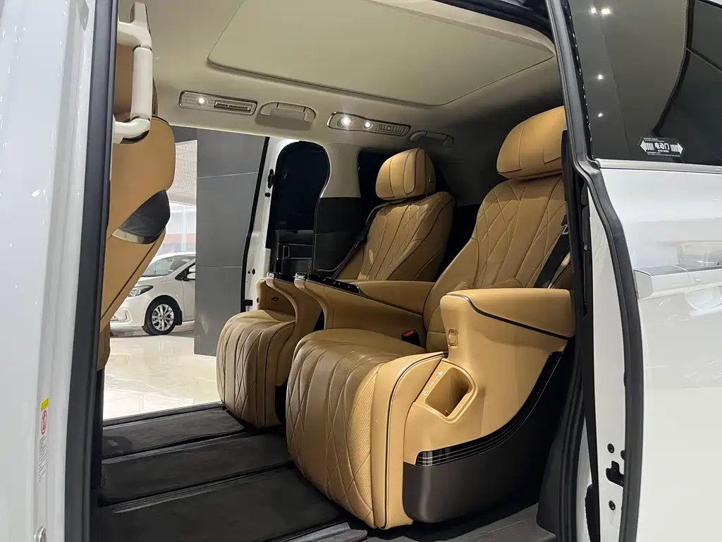 Denza D9 2024 DM-i 1050 Exclusive Type купить на сайте DeffCars