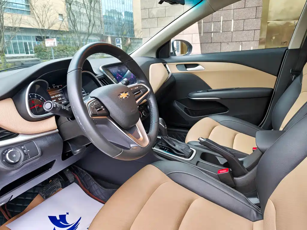 Cruze 2022 320 Automatic Sunroof Edition купить на сайте DeffCars