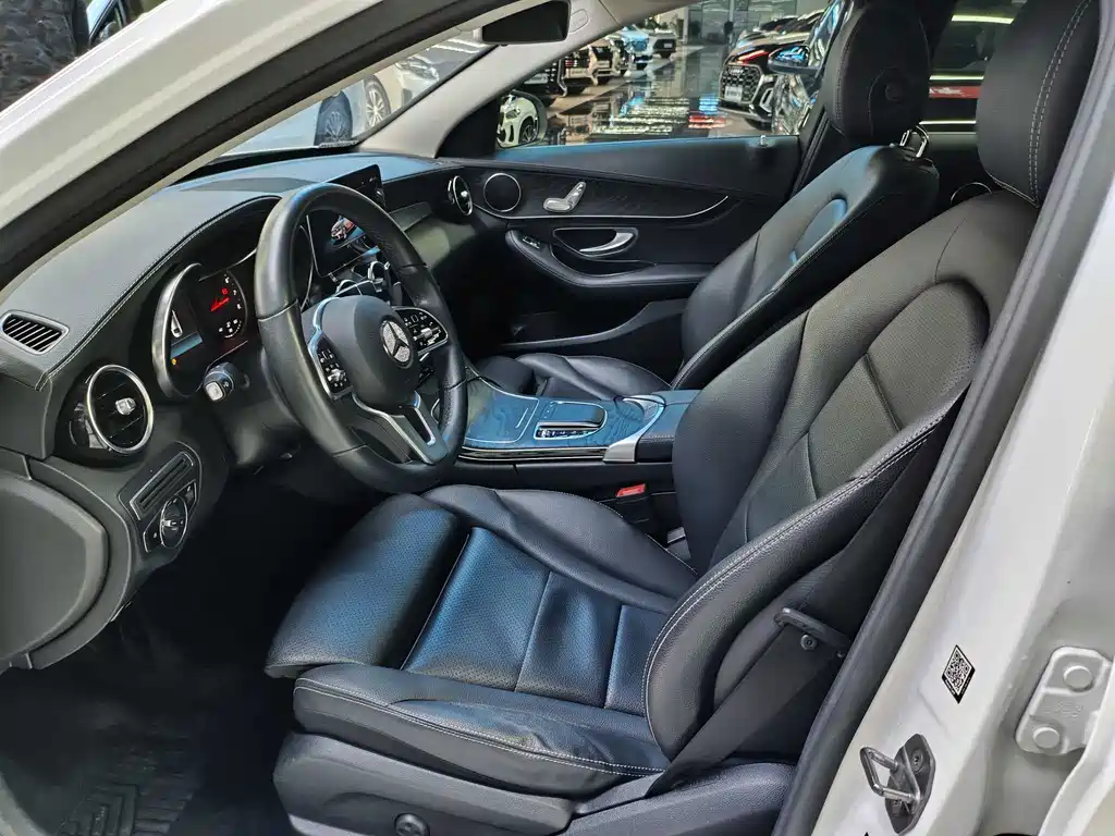 Mercedes-Benz C-Class 2019 C 180 L Fashionable Sports Edition купить на сайте DeffCars