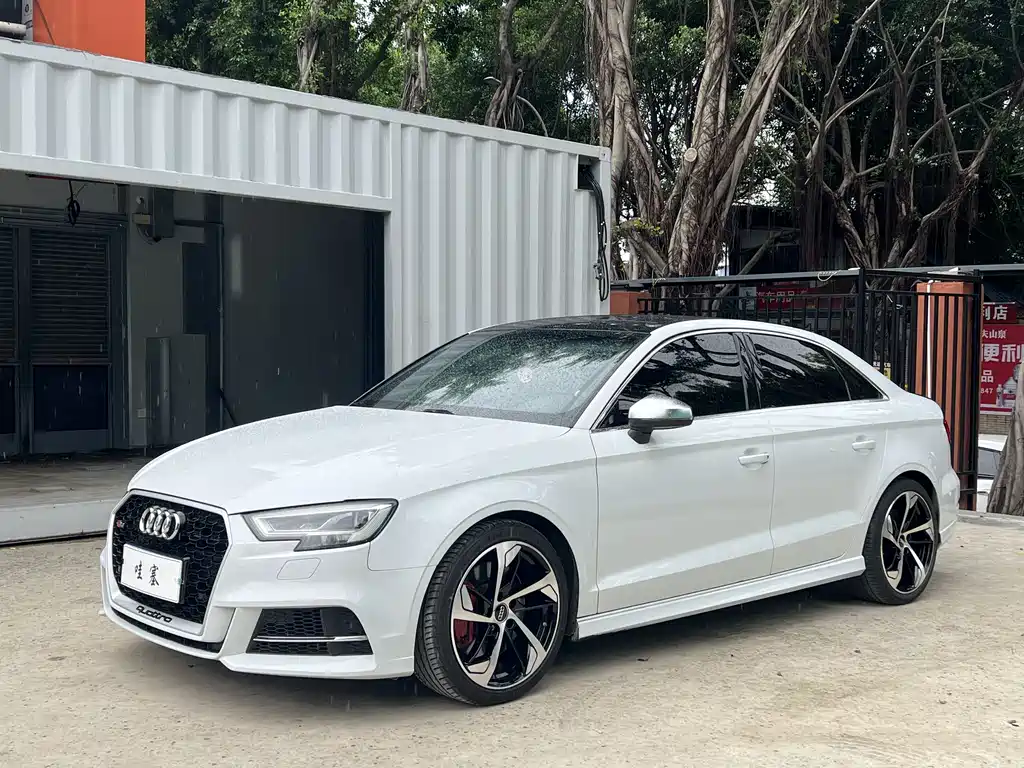 Audi S3 2017 facelift S3 2.0T Limousine купить на сайте DeffCars