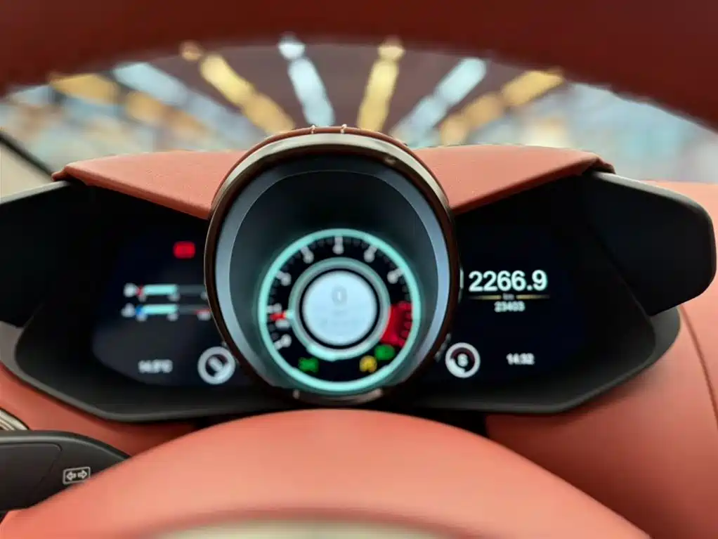 V8 Vantage 2018 4.0T V8 Coupe купить на сайте DeffCars